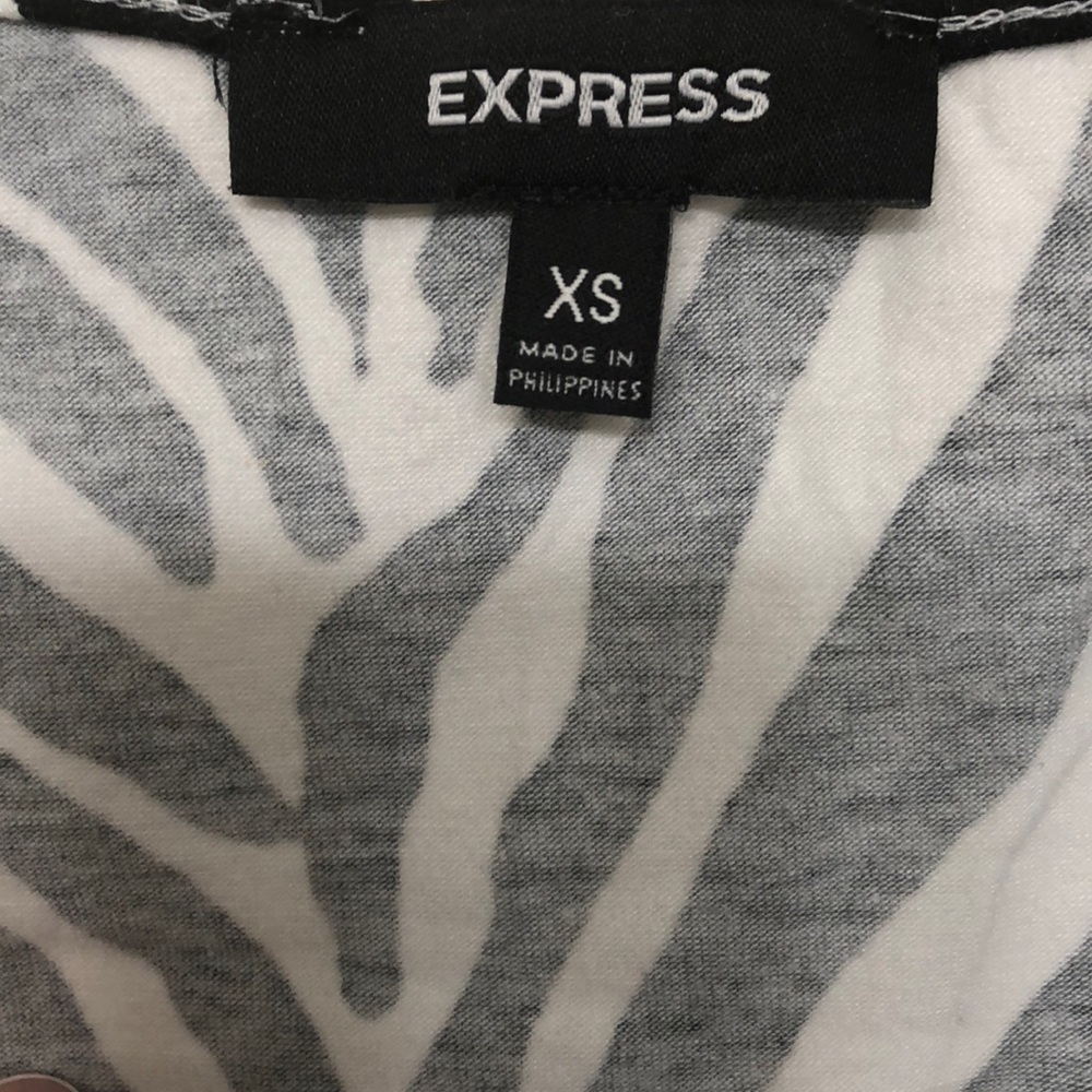 Express Top 🌟 - Picture 2 of 2